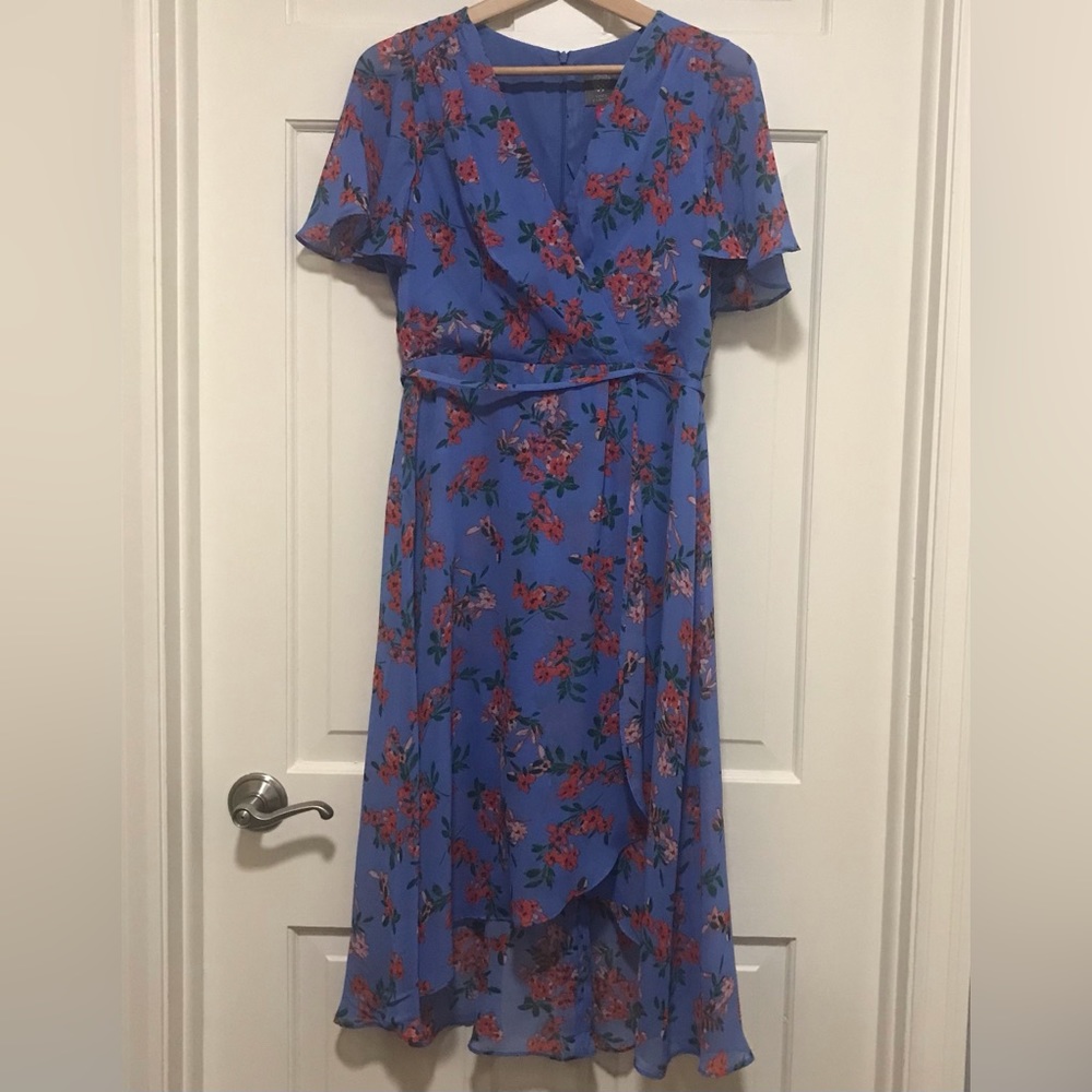 Vince Camuto—8P, Violet & Red Floral Print Dress, Faux Wrap, H/L Hem
